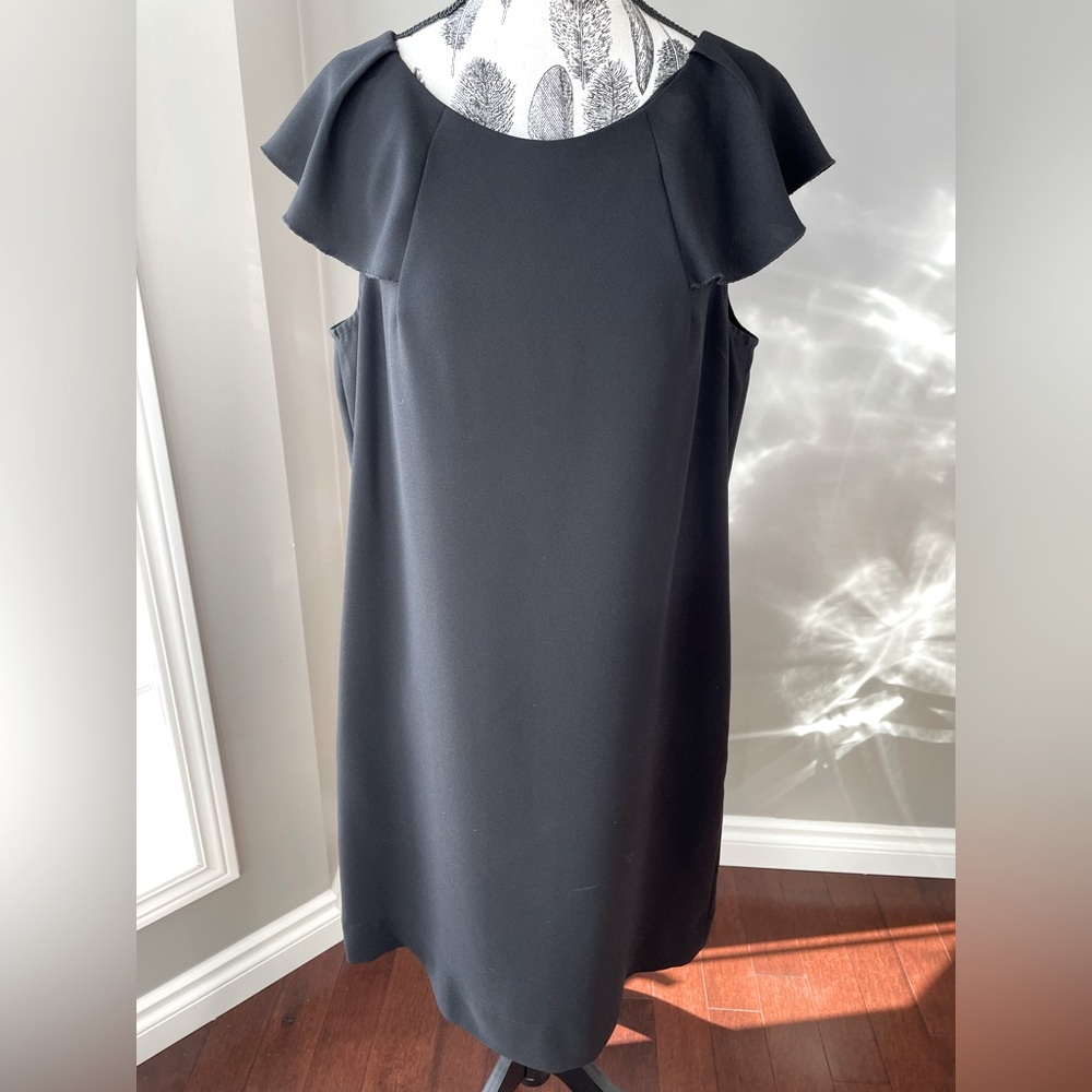 Banana Republic - Black Ruffled Pocket Dress